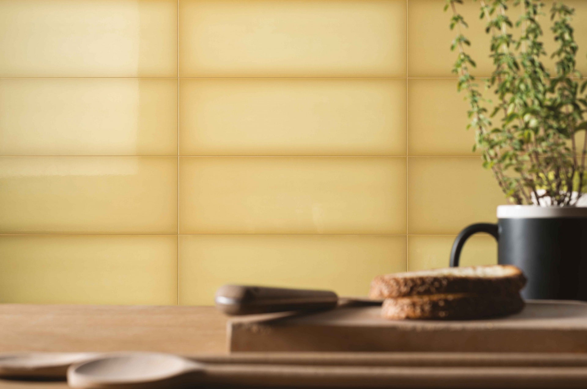 Iris USA Slide Tile