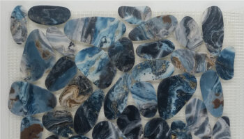 Pebble Engineered Stone Shiny 12